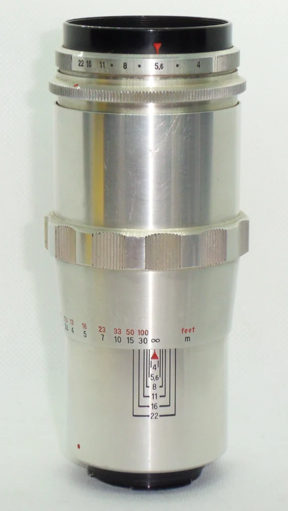 Vintage telephoto lens for collectors – Carl Zeiss Jena Triotar 135mm Exakta