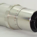 Front view of Carl Zeiss Jena Triotar 135mm f/4 Red T lens – Exakta mount